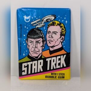 Vtg Topps 1976 Star Trek Trading Card Pack